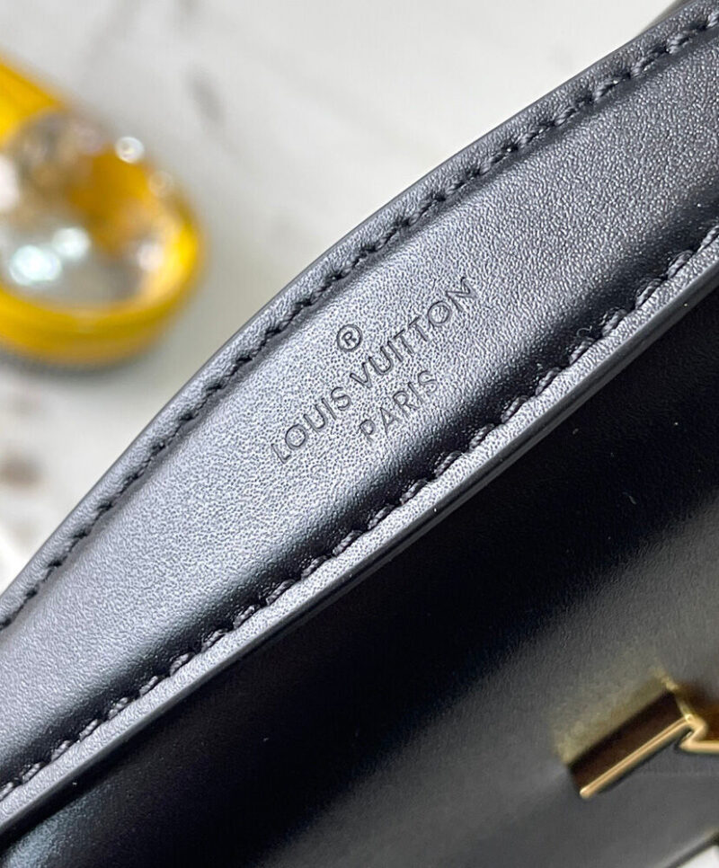Louis Vuitton Wallet On Chain Capucines M12143 Black